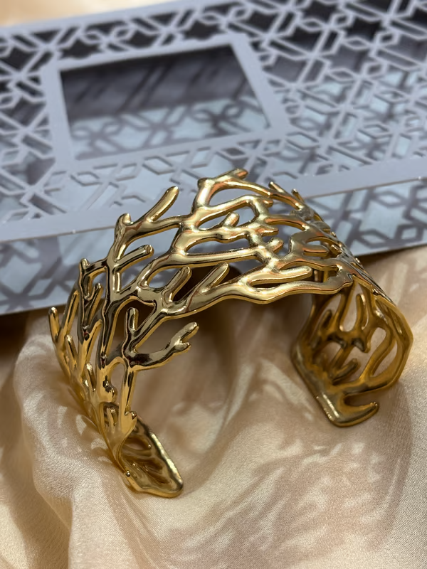 IRAZ 18k Gold Plated Anti-Tarnish Filigree Cuff