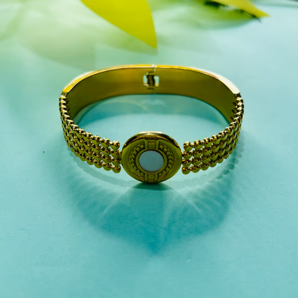 IRAZ 18k Gold Plated Anti-Tarnish Watch Style Bracelet