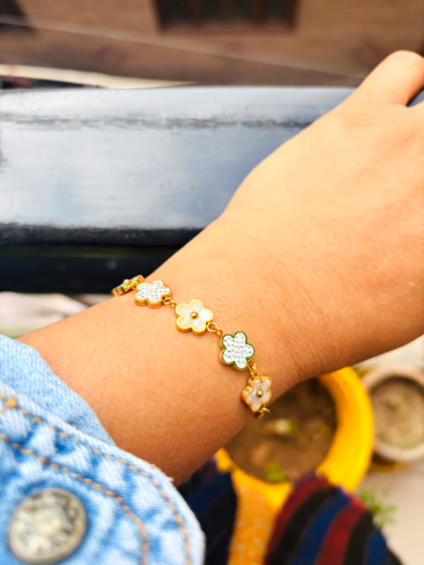 IRAZ 18k Gold Plated Anti-Tarnish Flower Charm Bracelet